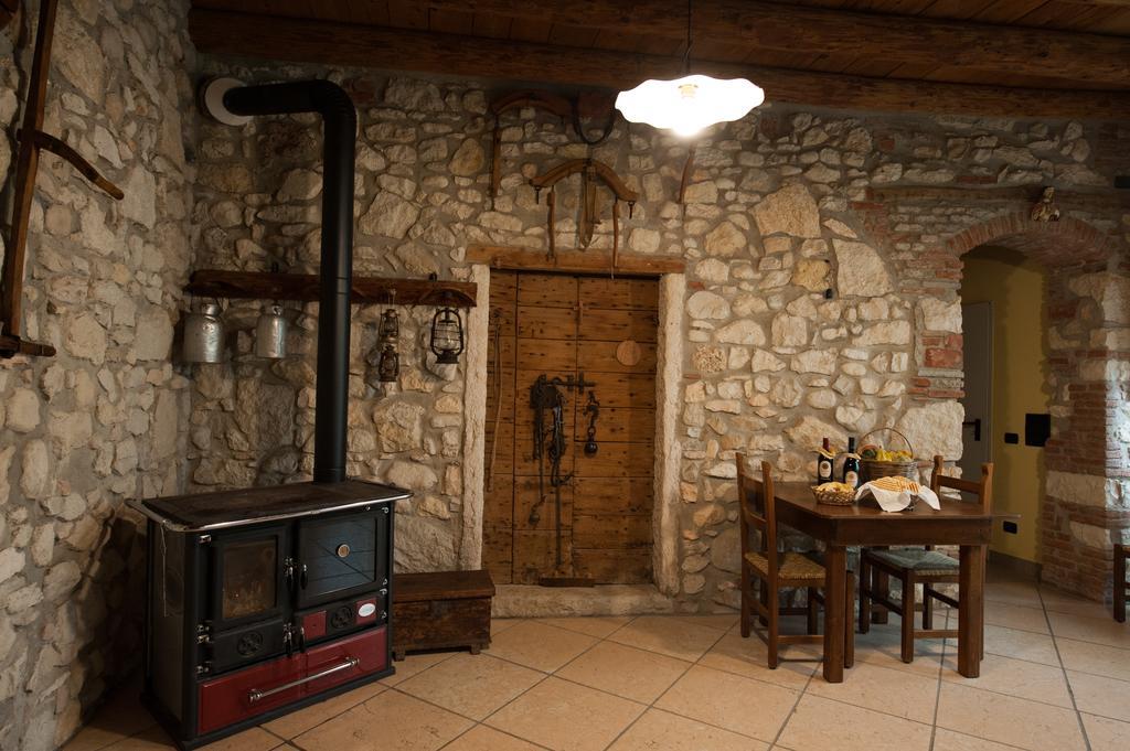 Agriturismo Corte Galvani Negrar Bagian luar foto