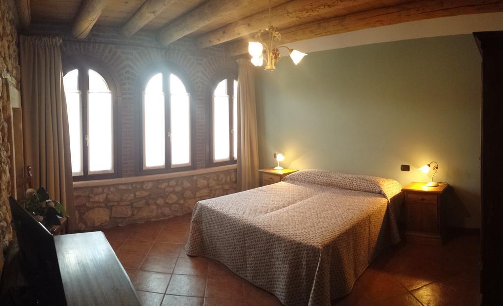 Agriturismo Corte Galvani Negrar Bagian luar foto